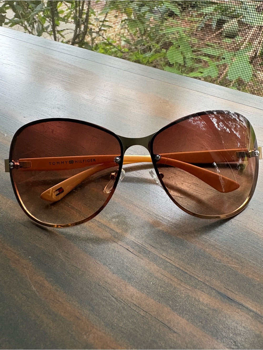 Tommy Hilfiger sunglasses • amber lens